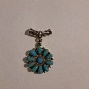 Handmade Native American Silver Round Pendant With Turquoise Stones